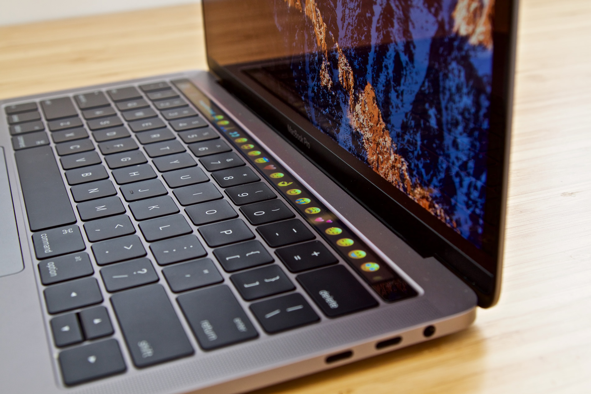 Apple Macbook, Macbook Pro, Macbook Air